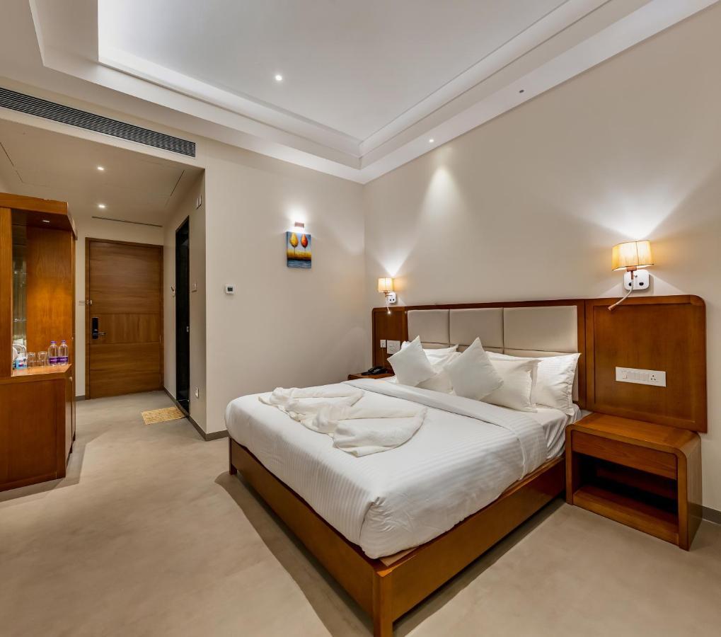 Grand Regal Hotel Chandoli Ngoại thất bức ảnh